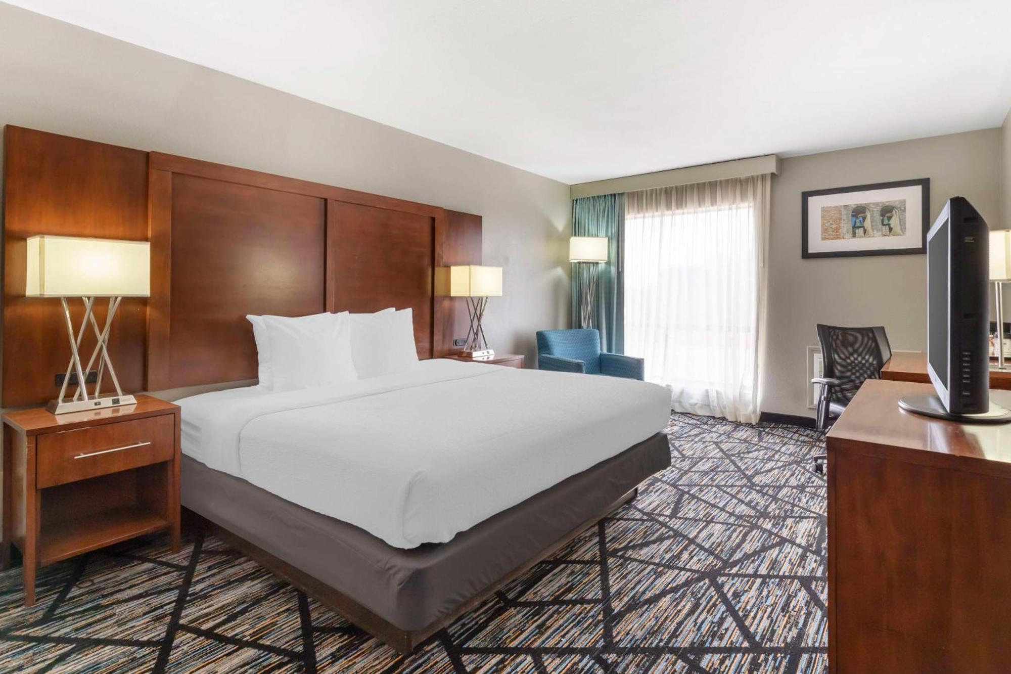 Motel Western Near Lackland Afb Seaworld